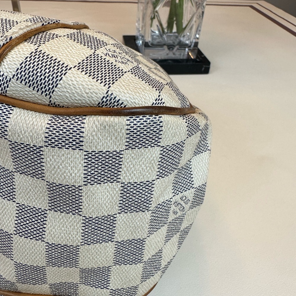 Louis Vuitton Damier Azur Canvas Tote with Tan Trim and Gold Hardware - Picture 7 of 15